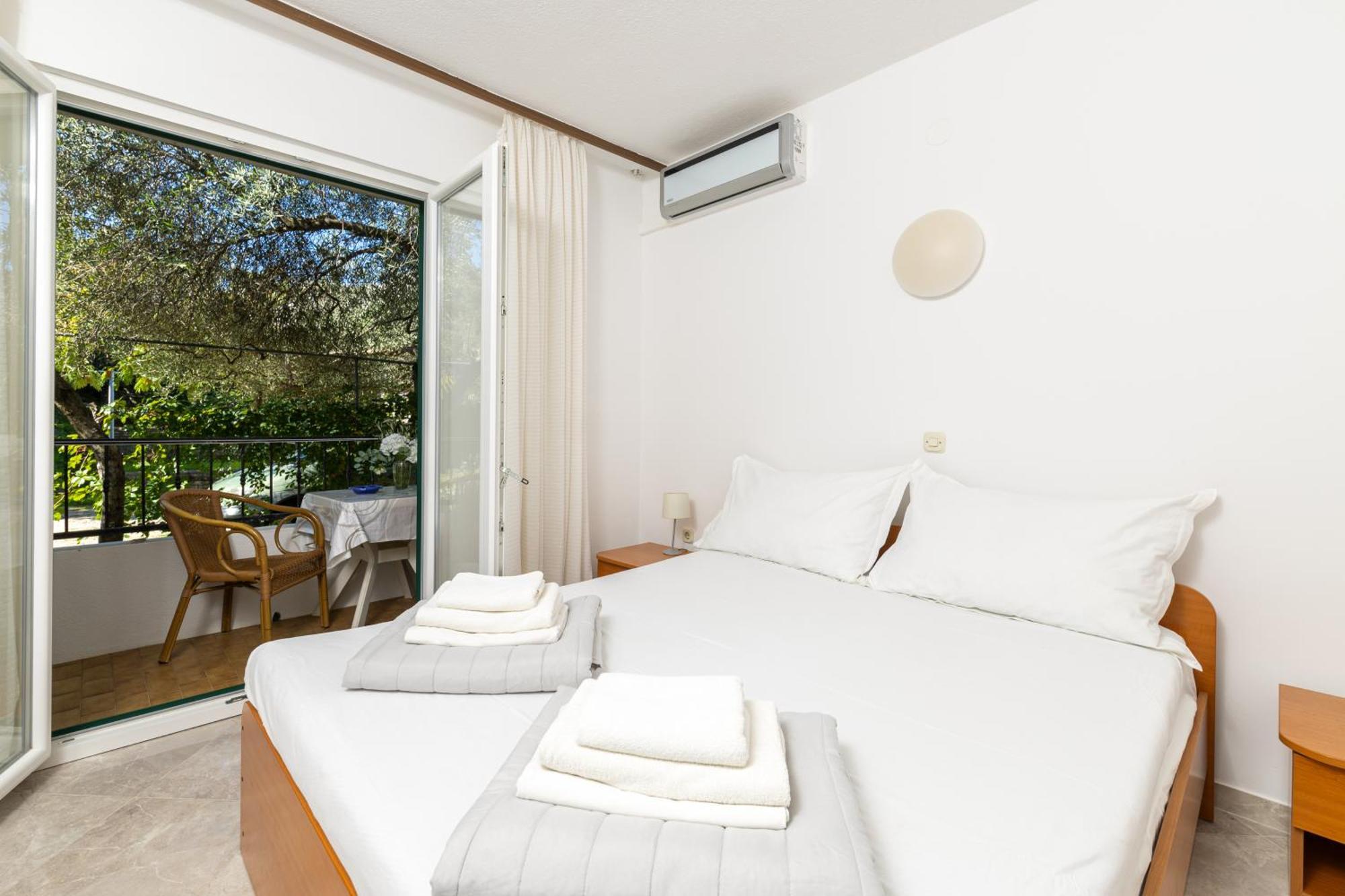 Apartmani Ruzica Zastrazisce Bagian luar foto